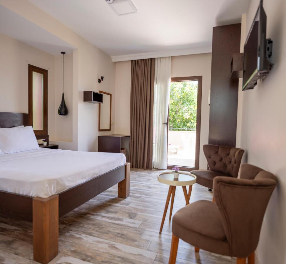 Cesmekes Otel Екстер'єр фото