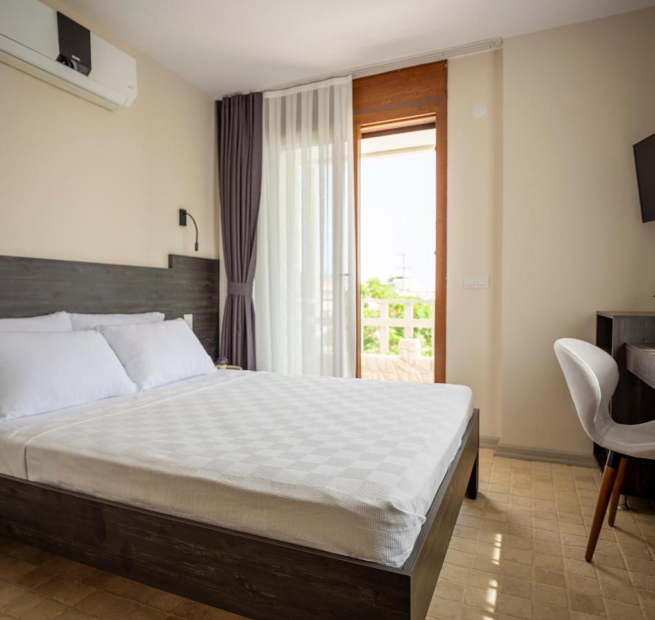 Cesmekes Otel Екстер'єр фото